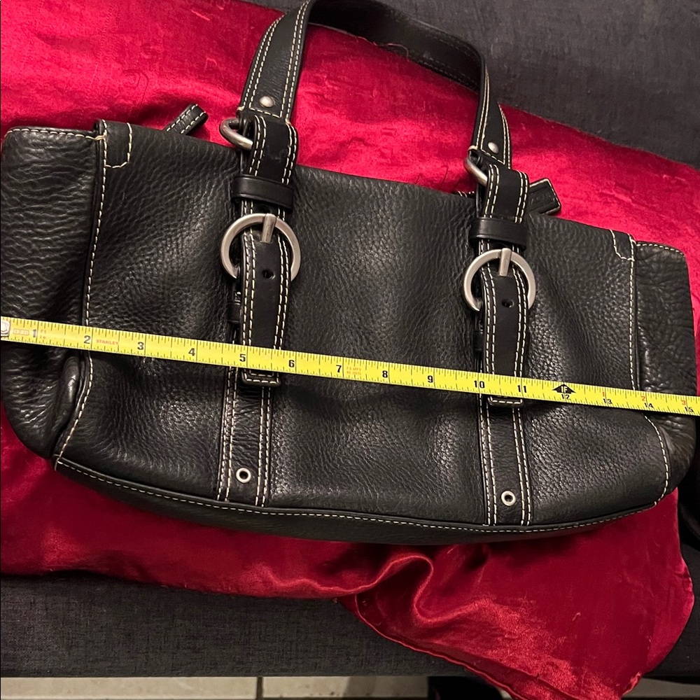 Coach Black Leather Shoulder Bag with Buckle Rings - Picture 14 of 16